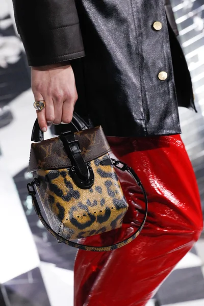 Look 109